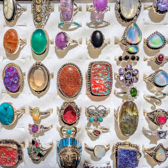 Rings LIVE LISTING - Picture 2 of 4